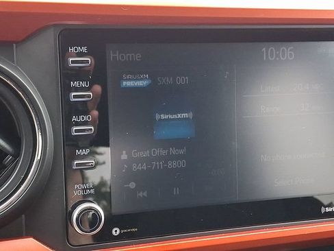 Used 2020 Toyota Tacoma TRD Sport AWD/4WD image 16