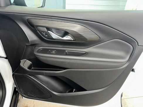 Certified 2022 GMC Terrain SLE w/ Driver Convenience Package image 31