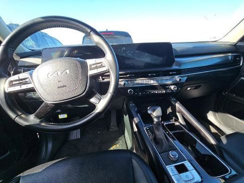 Used 2025 Kia Telluride S image 16