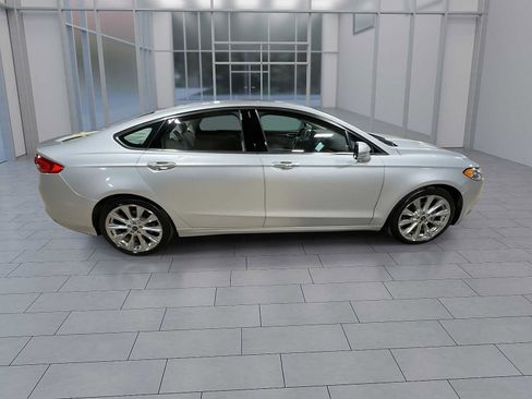 Used 2017 Ford Fusion Platinum image 9