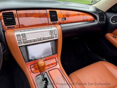 Used 2002 Lexus SC 430 Convertible RWD image 8