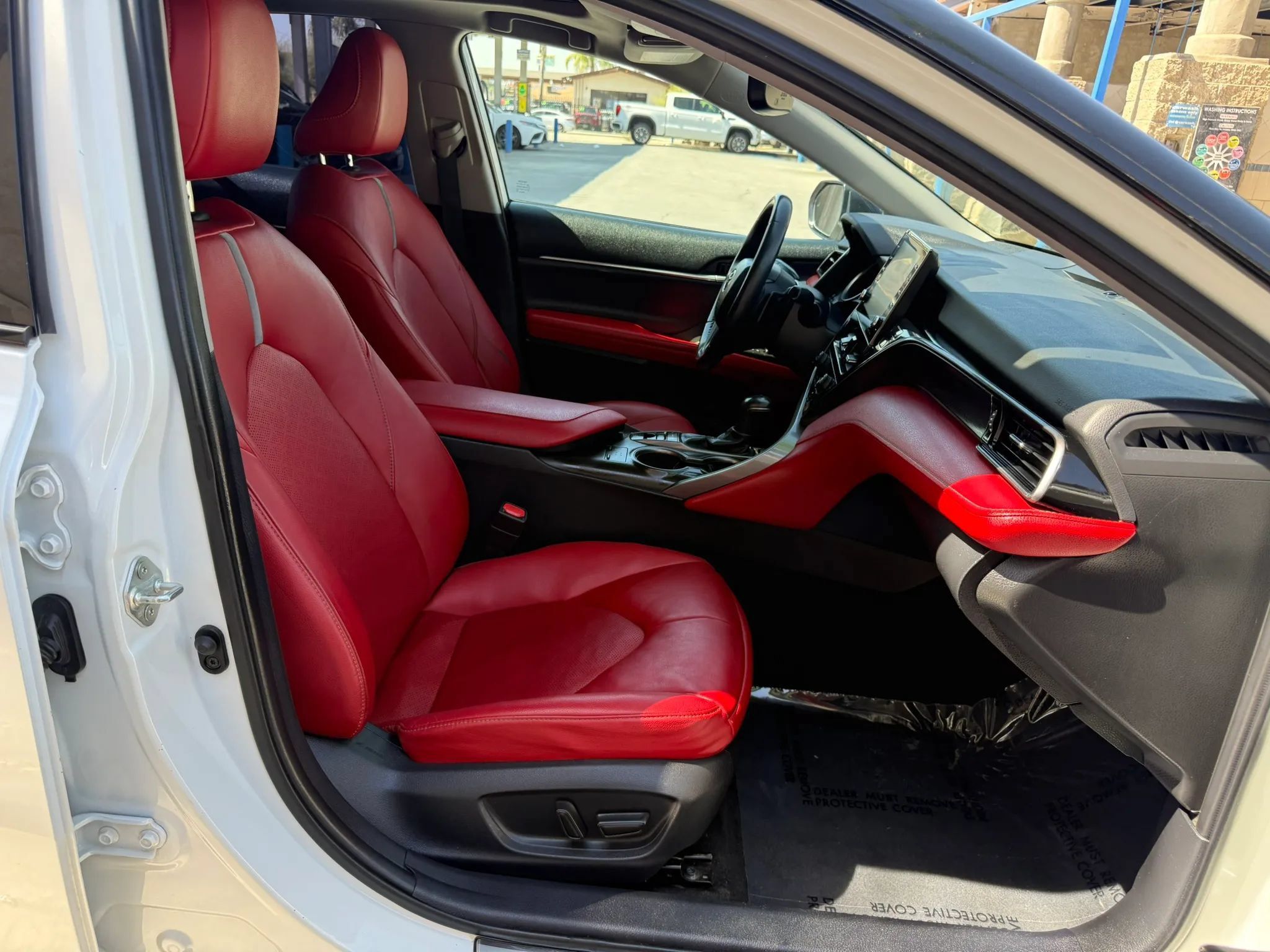Used 2021 Toyota Camry XSE FWD image 17