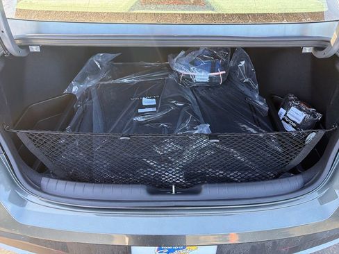 Used 2026 Hyundai Elantra SE image 24