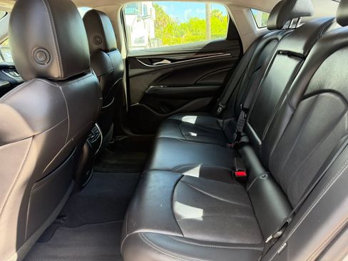 Used 2018 Buick LaCrosse Essence FWD image 16
