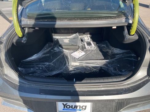 Used 2025 Hyundai Sonata Limited image 10