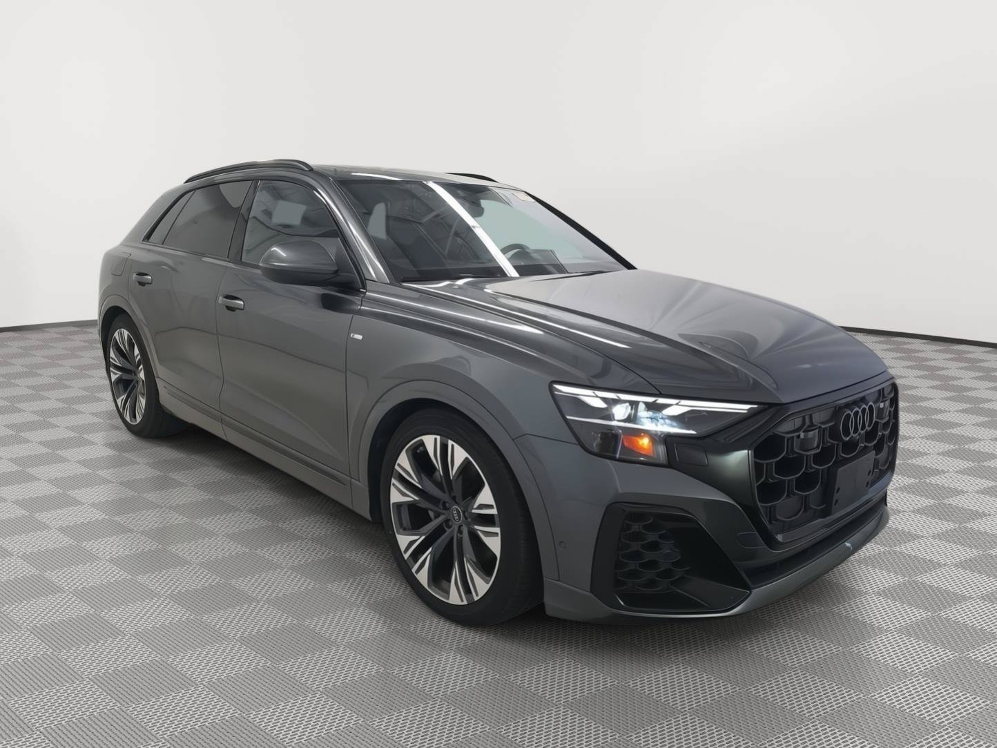 Used 2026 Audi Q8 Premium Plus w/ Premium Plus Package AWD/4WD image 3
