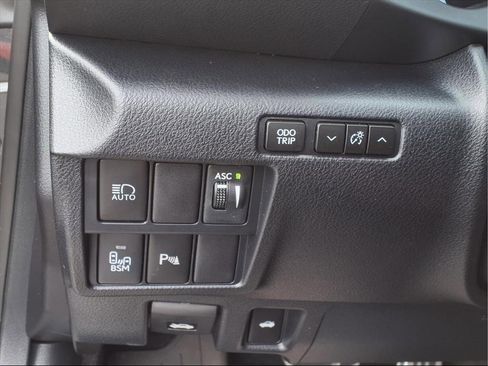 Used 2022 Lexus RC 350 F Sport image 21