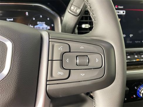 New 2026 GMC Sierra 1500 SLE image 6