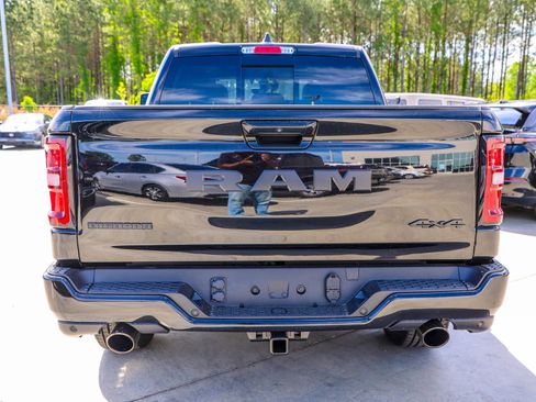 New 2026 RAM 1500 Big Horn AWD/4WD image 5