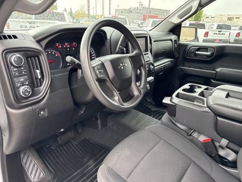 Used 2021 Chevrolet Silverado 1500 Custom Trail Boss AWD/4WD image 24