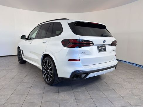 New 2026 BMW X5 xDrive50e w/ M Sport Package image 3