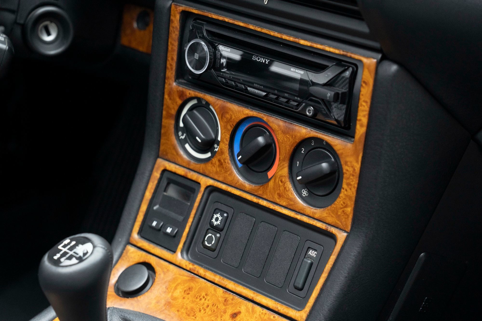 Used 1997 BMW Z3 1.9 RWD image 34
