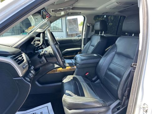 Used 2017 GMC Yukon Denali w/ Open Road Package image 20