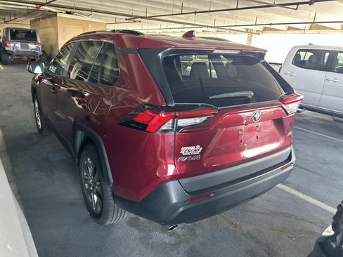 Used 2021 Toyota RAV4 XLE Premium FWD image 2