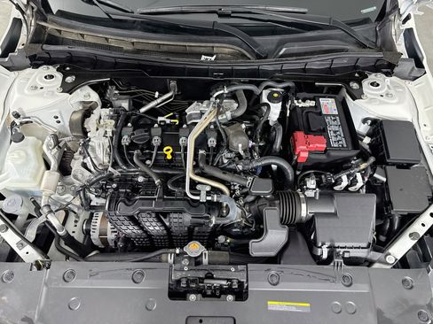 Used 2022 Nissan Altima 2.5 SV AWD/4WD image 29
