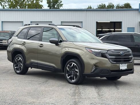 Used 2026 Subaru Forester Touring AWD/4WD image 1