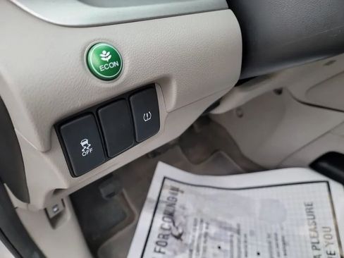 Used 2014 Honda CR-V LX image 12