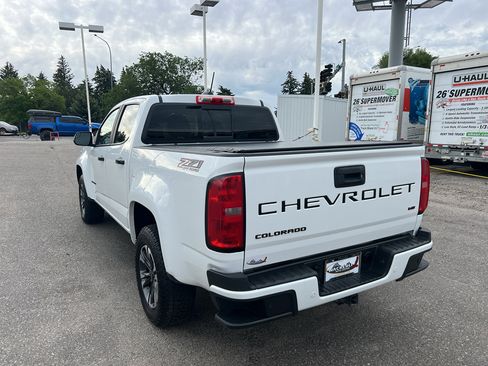 Used 2022 Chevrolet Colorado Z71 w/ Safety Package AWD/4WD image 3