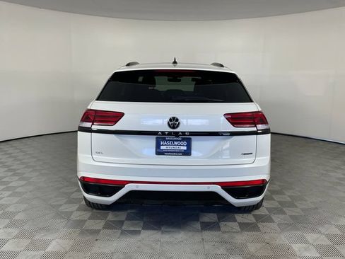Used 2023 Volkswagen Atlas Cross Sport SEL R-Line AWD/4WD image 23