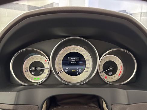 Used 2014 Mercedes-Benz E 350 4MATIC Coupe image 28