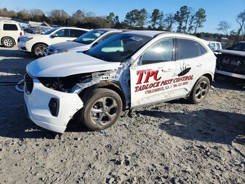 Used 2023 Ford Escape ST-Line w/ Cold Weather Package image 2