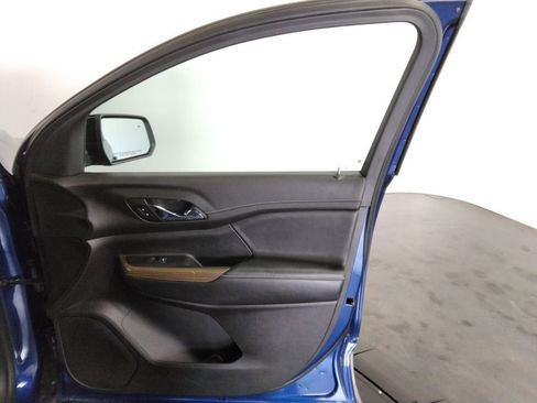 Used 2023 GMC Acadia SLE w/ Elevation Edition image 45