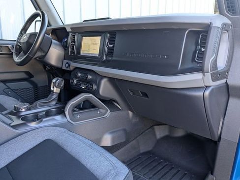 Used 2023 Ford Bronco Big Bend w/ Sasquatch Package AWD/4WD image 5