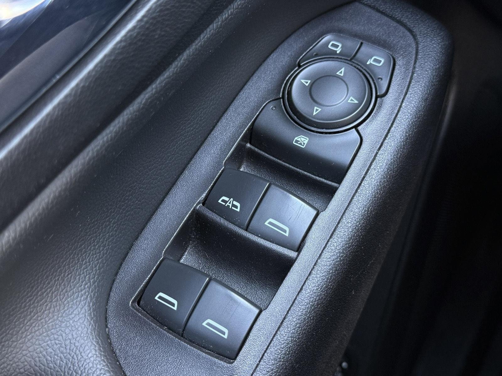 Used 2020 Chevrolet Equinox LT AWD/4WD image 22