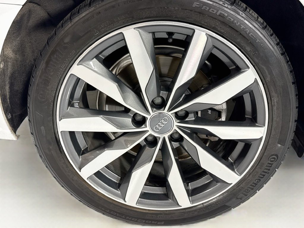 Used 2021 Audi A4 2.0T Premium w/ Convenience Package AWD/4WD image 33