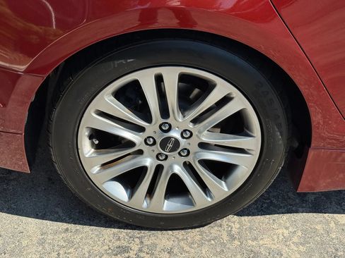 Used 2014 Lincoln MKZ w/ Equipment Group 102A Reserve FWD image 30