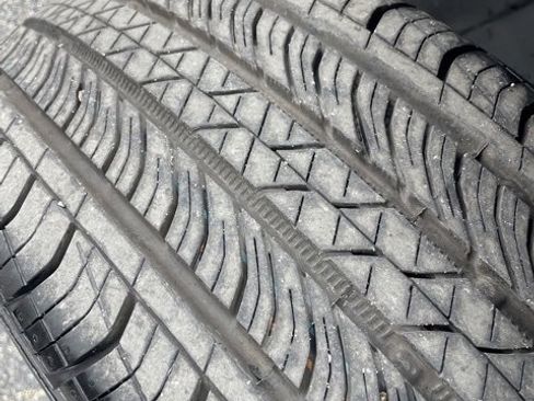 Used 2025 Chevrolet Trax RS w/ Driver Confidence Package image 41