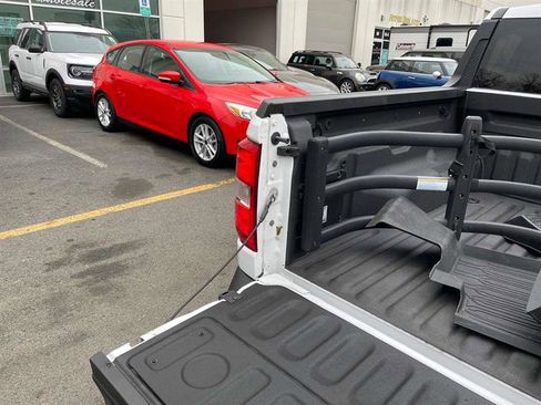 Used 2022 Ford Maverick XLT image 65