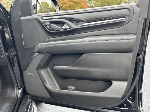 Used 2022 GMC Yukon XL Denali image 63