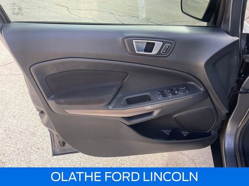 Certified 2019 Ford EcoSport SE image 21