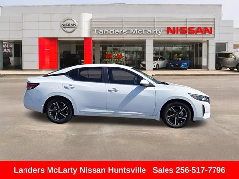 Used 2025 Nissan Sentra SV w/ All-Weather Package FWD image 2