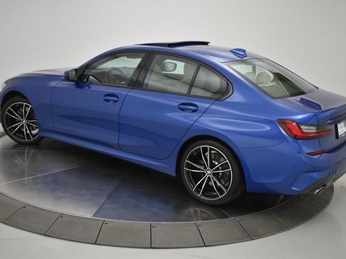Used 2022 BMW 330i xDrive Sedan w/ M Sport Package AWD/4WD image 8