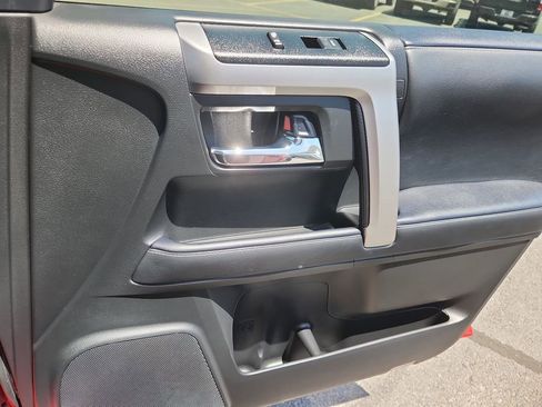 Used 2022 Toyota 4Runner Limited image 15