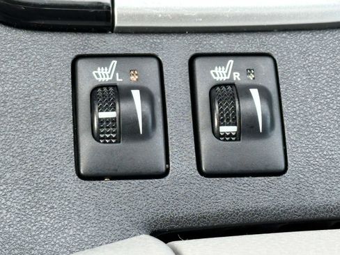 Used 2014 Toyota Highlander XLE image 29