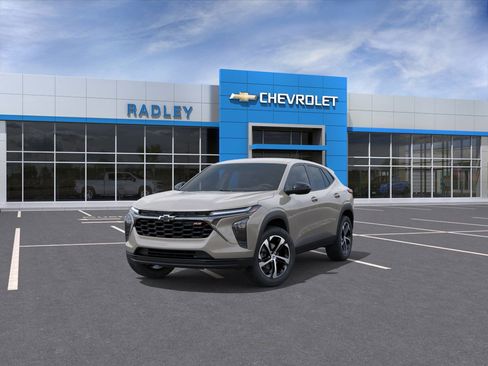 New 2026 Chevrolet Trax RS w/ Driver Confidence Package image 8