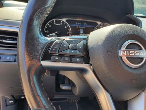 Used 2023 Nissan Altima 2.5 SR image 18