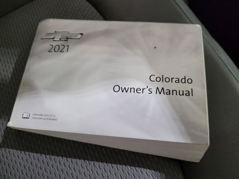 Used 2021 Chevrolet Colorado W/T w/ WT Convenience Package image 47