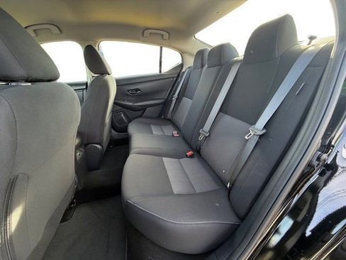 Used 2025 Nissan Sentra SV image 19