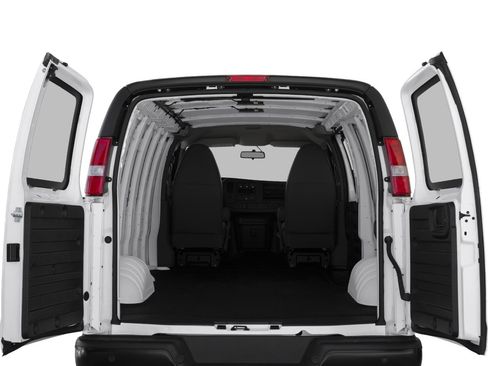 Used 2015 GMC Savana 2500 RWD image 12