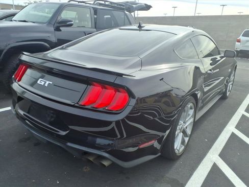Used 2022 Ford Mustang GT Premium image 3