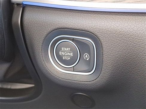 Used 2026 Mercedes-Benz GLS 450 4MATIC image 22