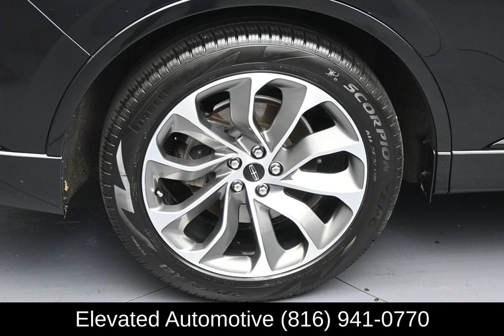 Used 2023 Lincoln Aviator Grand Touring w/ Equipment Group 301A AWD/4WD image 5