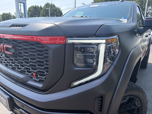 Used 2026 GMC Sierra 1500 AT4 w/ AT4 Premium Package AWD/4WD image 6