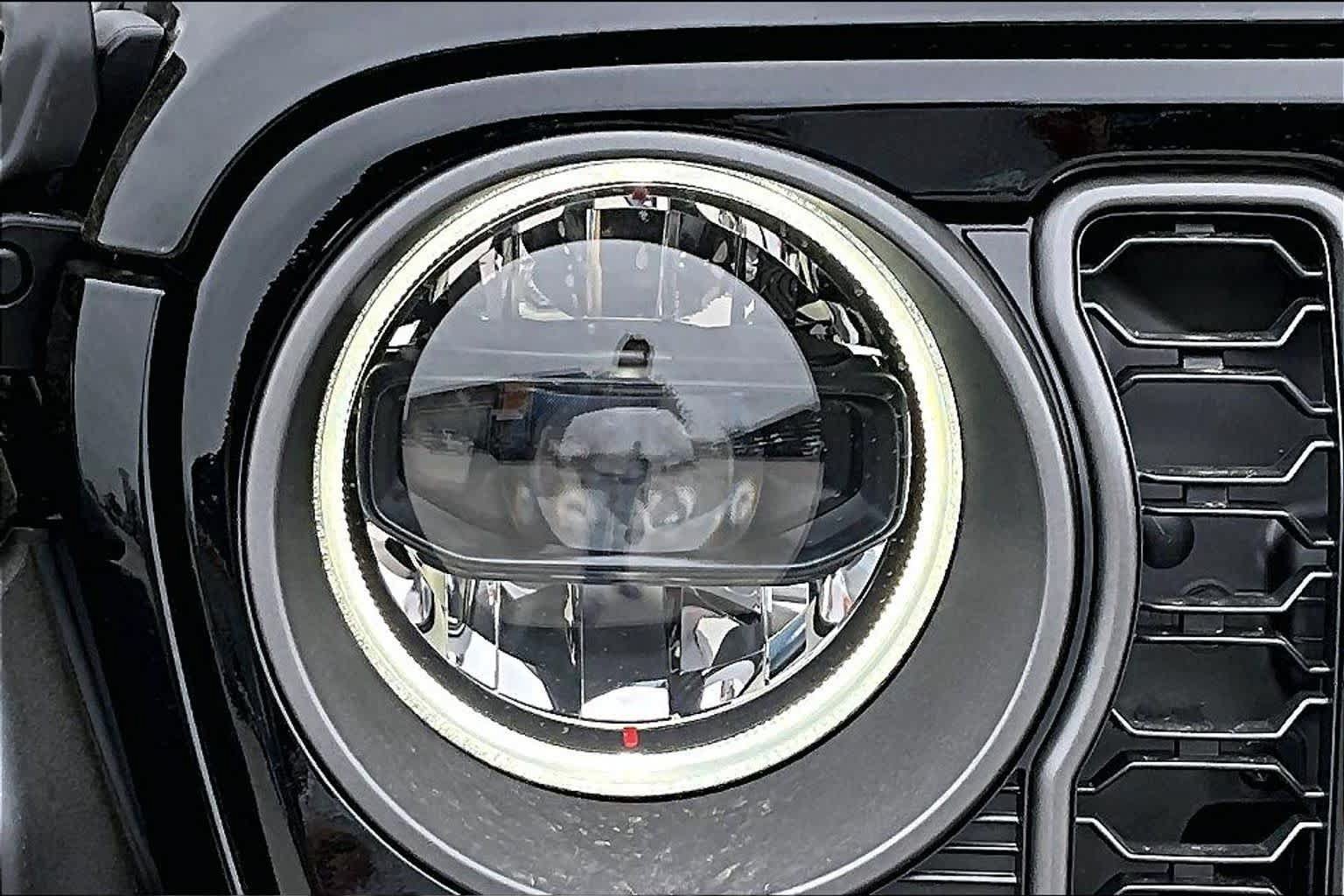 New 2026 Jeep Gladiator Rubicon w/ Steel Power Dome Hood Package AWD/4WD image 13