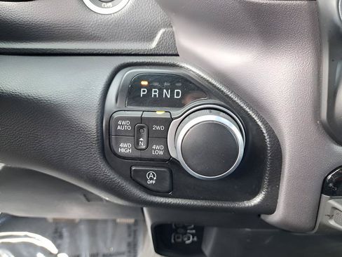 Used 2023 RAM 1500 Big Horn AWD/4WD image 25