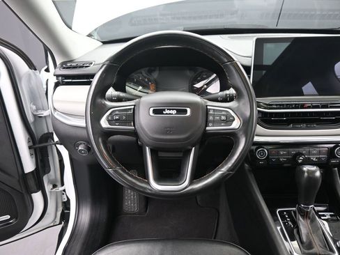 Used 2022 Jeep Compass Limited w/ Sun and Sound Group image 27